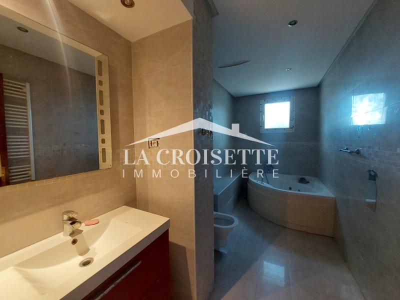 Villa S+5 aux Jardins de Carthage